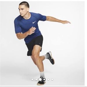 NIKE PRO - BLUE - MEDIUM - BEAND NEW